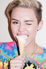 Miley Cyrus фото №669422