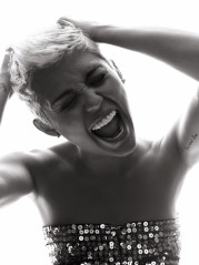 Miley Cyrus фото №696799