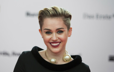 Miley Cyrus фото №679351