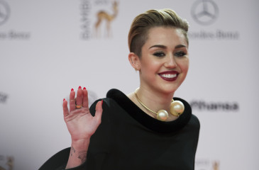 Miley Cyrus фото №679352