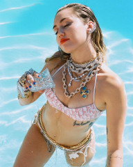 Miley Cyrus – Photoshoot March 2019 фото №1155713