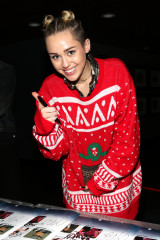 Miley Cyrus фото №687192