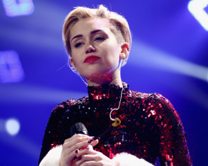 Miley Cyrus фото №684793