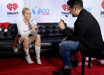 Miley Cyrus фото №687196
