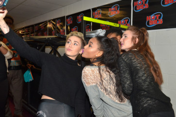 Miley Cyrus фото №687199