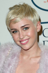 Miley Cyrus фото №695690
