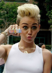 Miley Cyrus фото №653733