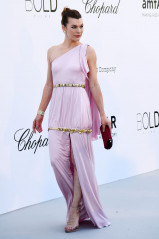Milla Jovovich-amfAR’s Cinema Against AIDS Gala in Cannes фото №1071495
