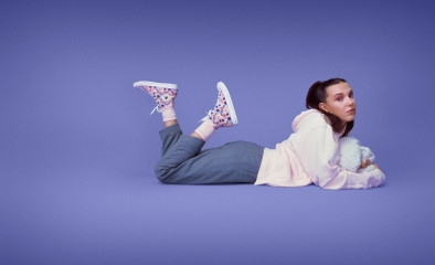 Millie Bobby Brown by Zamar Velez for Brown x Converse (2021) фото №1320969