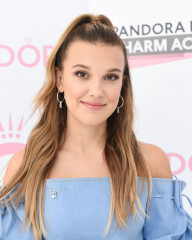 Millie Bobby Brown – Pandora Me Launch in New York 10/04/2019 фото №1225547