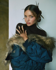 Miranda Kerr by Greg Swales for Harper's Bazaar Greece (November 2021) фото №1319456