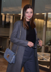 Miranda Kerr - Narita International Airport 2019 in Tokyo фото №1136732