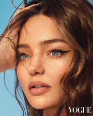 Miranda Kerr by Greg Swales for Vogue Hong Kong || May 2021 фото №1296620