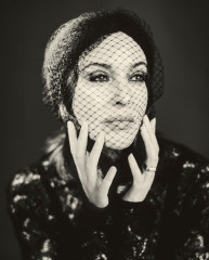 Monica Bellucci – Vogue Czechoslovakia, March 2024 фото №1389502