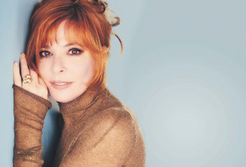 Mylene Farmer by Marcel Hartmann, November 2022 фото №1377368