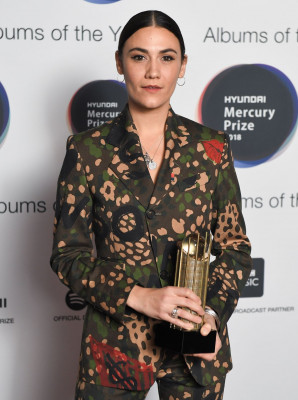 Nadine Shah at Mercury Prize Albums of the Year Awards in London 09/20/2018   фото №1103408
