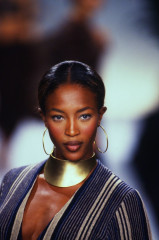 Naomi Campbell Ralph Lauren Spring/Summer 1997 fashion show. October 30, 1996 in фото №1416287