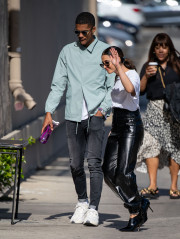 Naomi Scott Arriving At Jimmy Kimmel Live InLosAngeles- 05/20/2019 фото №1217173