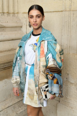 Naomi Scott - Paris Fashion Week: Louis Vuitton Show - 03/05/2019 фото №1218489