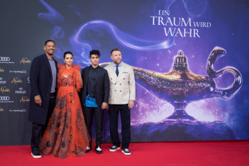 Naomi Scott - "Aladdin" Premiere in Berlin || 2019  фото №1214753