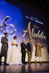 Naomi Scott - "Aladdin" Premiere in Paris - Inside || 2019 фото №1213922