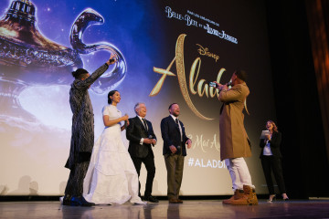 Naomi Scott - "Aladdin" Premiere in Paris - Inside || 2019 фото №1213924