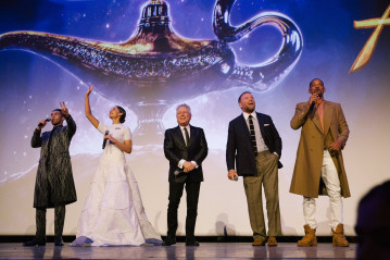 Naomi Scott - "Aladdin" Premiere in Paris - Inside || 2019 фото №1213926