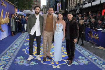 Naomi Scott - "Aladdin" Premiere in London || 05-09-2019 фото №1215493