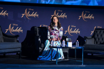Naomi Scott - "Aladdin" Mexico Fan Screening - 05/15/2019 фото №1215537