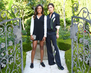 Naomie Harris at Victoria Beckham for Target Garden Party in LA 4/1/2017 фото №952116