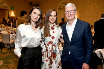 Natalie Portman at AFI Awards Luncheon in Los Angeles 01/12/24 фото №1385180