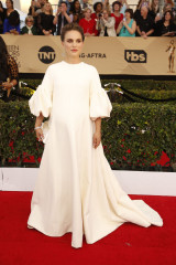 Natalie Portman – SAG Awards in Los Angeles  фото №936913