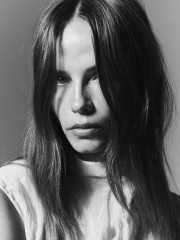 Natasha Poly for Massimo Dutti Studio фото №1414245