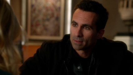Nestor Carbonell-Ringer (2012)1x20 If You're Just an Evil Bitch Then Get Over It фото №1293404