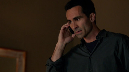 Nestor Carbonell-Ringer (2012)1x20 If You're Just an Evil Bitch Then Get Over It фото №1293408