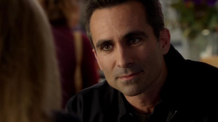 Nestor Carbonell-Ringer (2012)1x20 If You're Just an Evil Bitch Then Get Over It фото №1293406