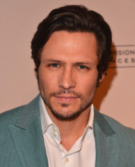 Nick Wechsler - An Evening with 'Revenge' in North Hollywood 03/04/2013 фото №1244692