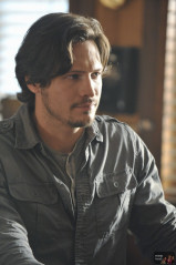 Nick Wechsler - Revenge (2011) 1x03 'Betrayal' фото №1257079