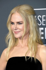 Nicole Kidman – 2019 Critics’ Choice Awards фото №1134723