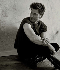 Nikolaj Coster-Waldau - Essential Homme Magazine фото №968503