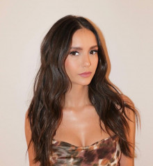 Nina Dobrev фото №1366845