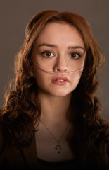 Olivia Cooke фото