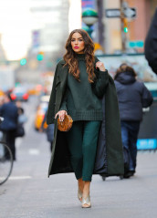 Olivia Culpo in Olive Green Outfit out in Manhattan фото №942489