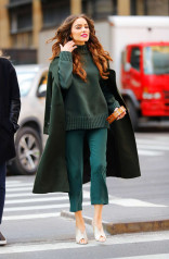 Olivia Culpo in Olive Green Outfit out in Manhattan фото №942486