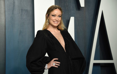 Olivia Wilde - Vanity Fair Oscar Party, Los Angeles // February 9, 2020 фото №1270023