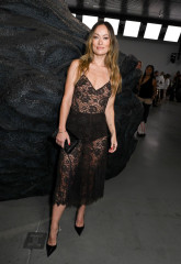 Olivia Wilde – at Michael Kors RTW Spring ’25 Show at NYFW фото №1402903