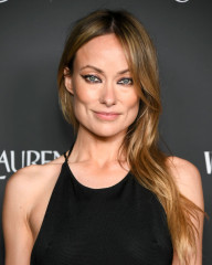 Olivia Wilde –  Vanity Fair x NBCUniversal “Oppenheimer” Film Toast in LA фото №1390724