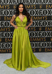 Padma Lakshmi – 2024 Primetime Emmy Awards фото №1385451