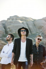 Placebo - Joseph Llanes Photoshoot for Vasquez Rocks Natural Area Park, LA 2013 фото №999482