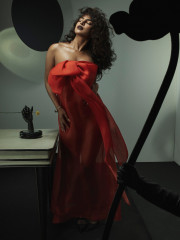Priyanka Chopra by Emma Summerton for Vanity Fair (Feb 2022) фото №1333624